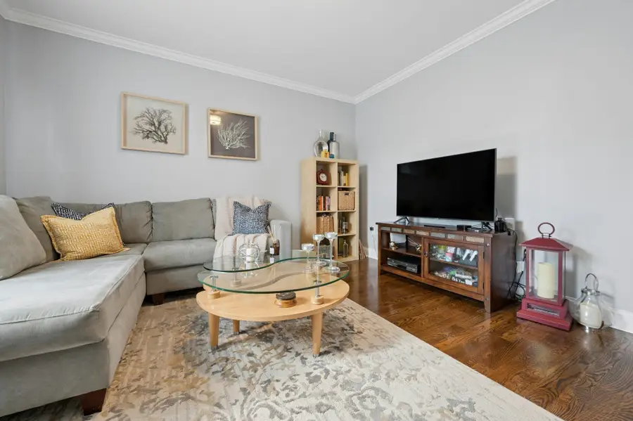 1565 River St #1, Boston, MA 02136 - #3