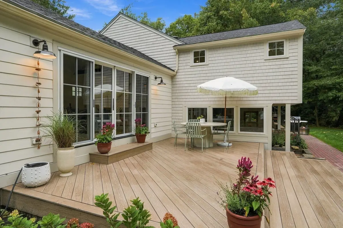 615 Franklin St, Duxbury, MA 02332 - #1