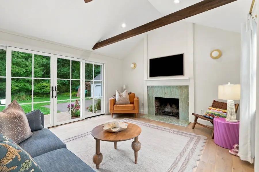 615 Franklin St, Duxbury, MA 02332 - #3