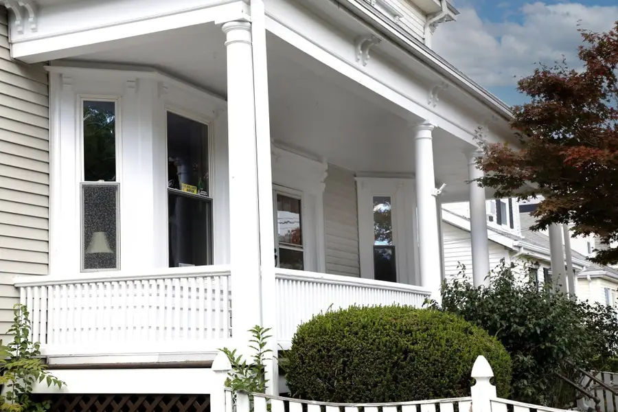 92 Dudley St, Medford, MA 02155 - #3