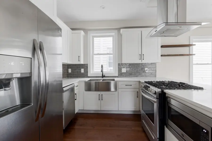 71 Savin St #2, Boston, MA 02119 - #3