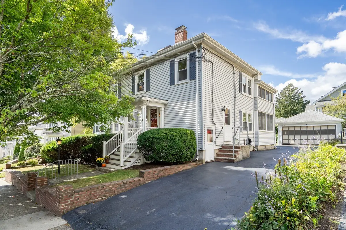 30 Oakley Rd #2, Watertown, MA 02472 - #1