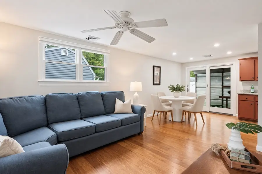 12 Kennedy Rd, Bellingham, MA 02019 - #3