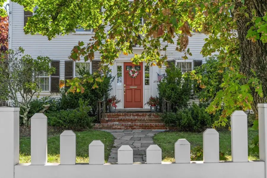 278 Main St, Kingston, MA 02364 - #2