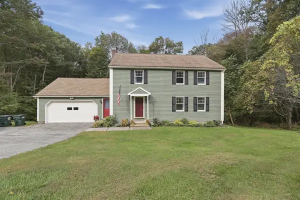 10 Garrison Heights Drive, Oxford, MA 01540