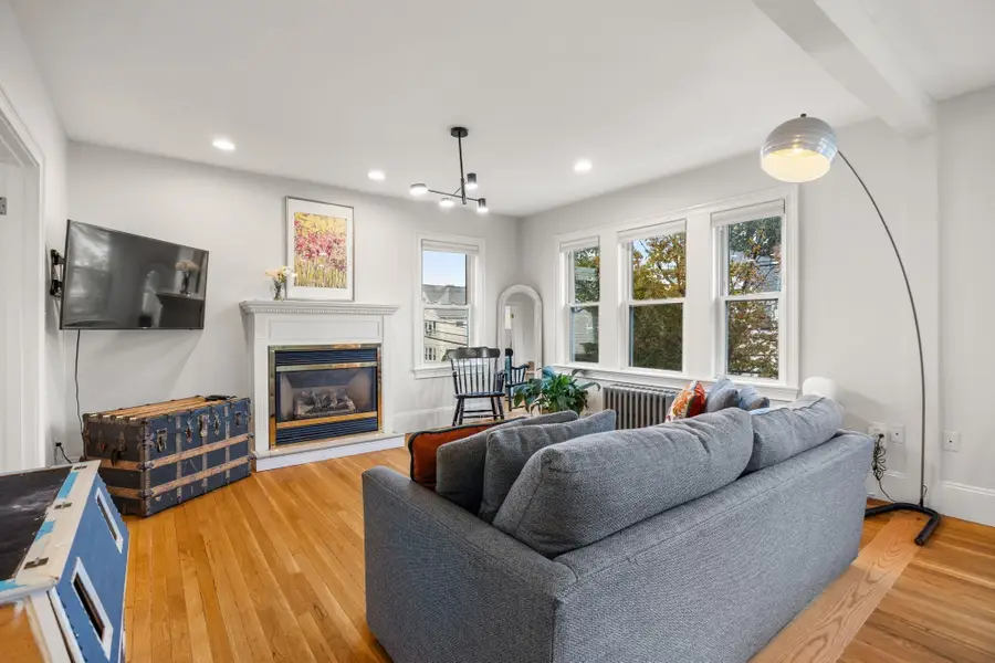 20 Silk St #2, Arlington, MA 02474 - #3