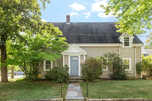 7 Thoreau Court #7, Concord, MA 01742