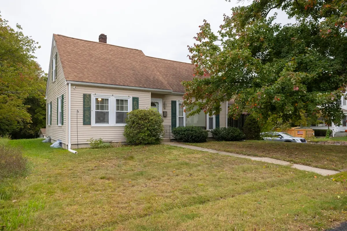 31 Archer St, Bellingham, MA 02019 - #1
