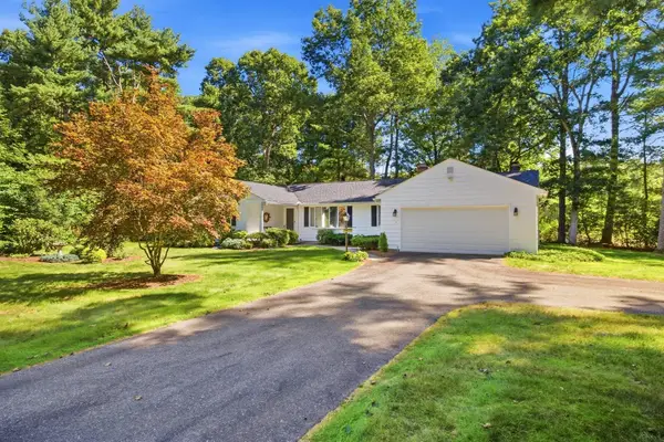 6 Centerwood Drive, Wilbraham, MA 01095