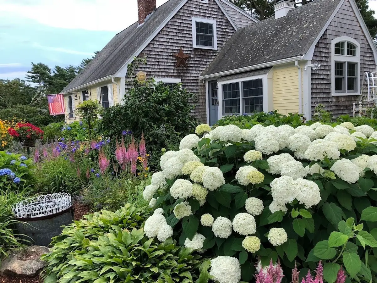 8 Midway Rd, Monument Beach, MA 02559 - #1