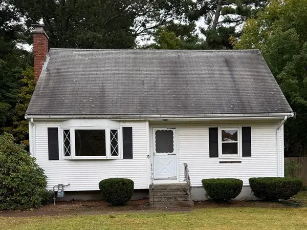 61 N Main St, Bellingham, MA 02019