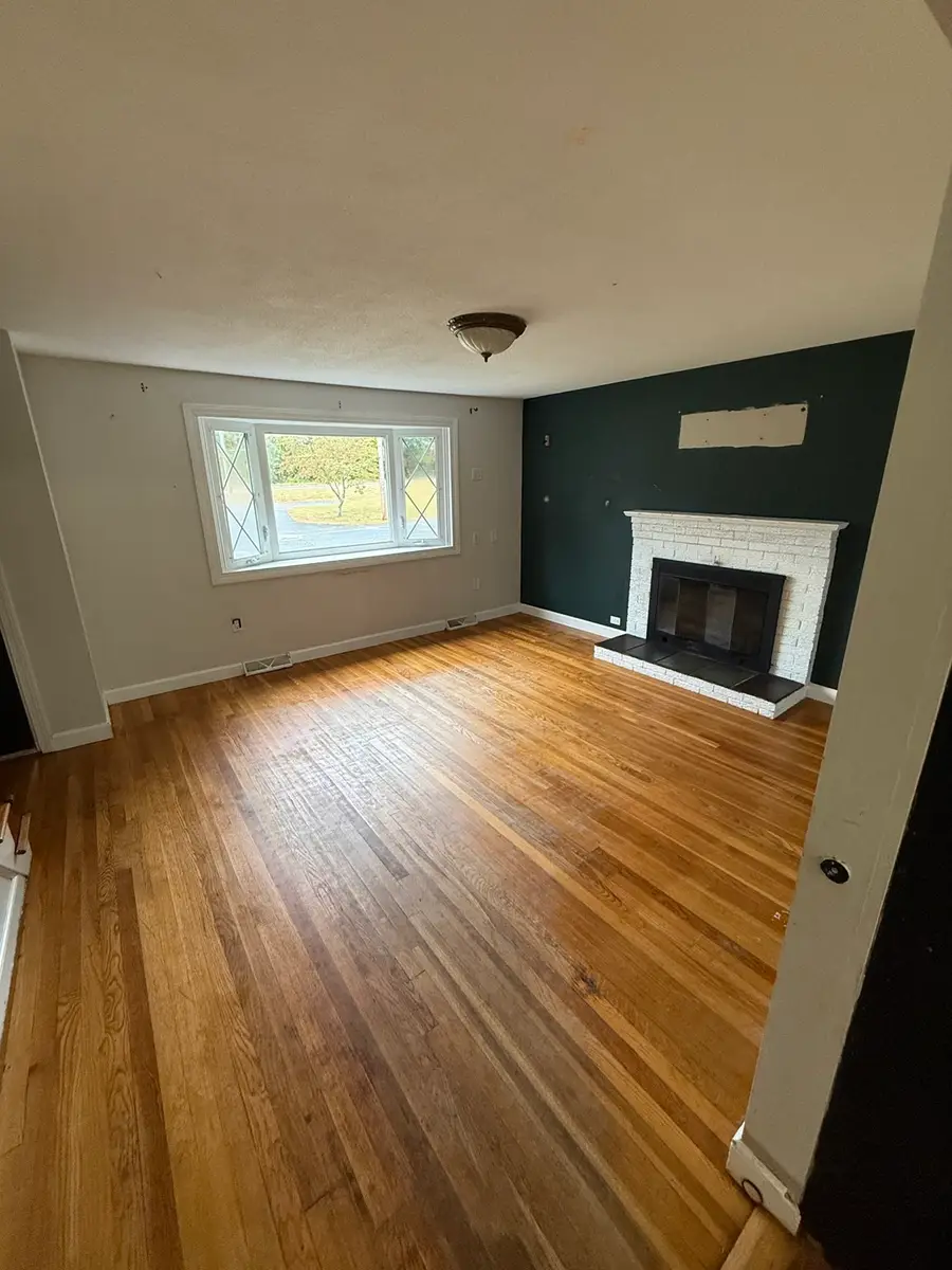 61 N Main St, Bellingham, MA 02019 - #2