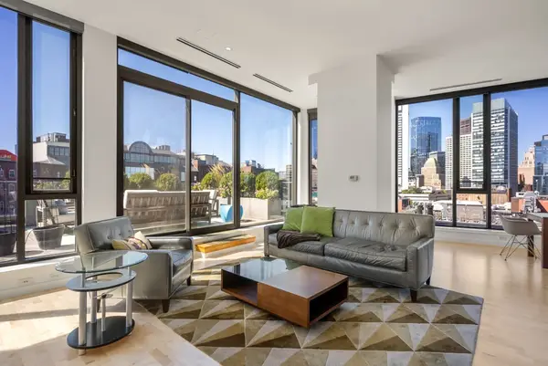346 Congress St #PH1, Boston, MA 02210