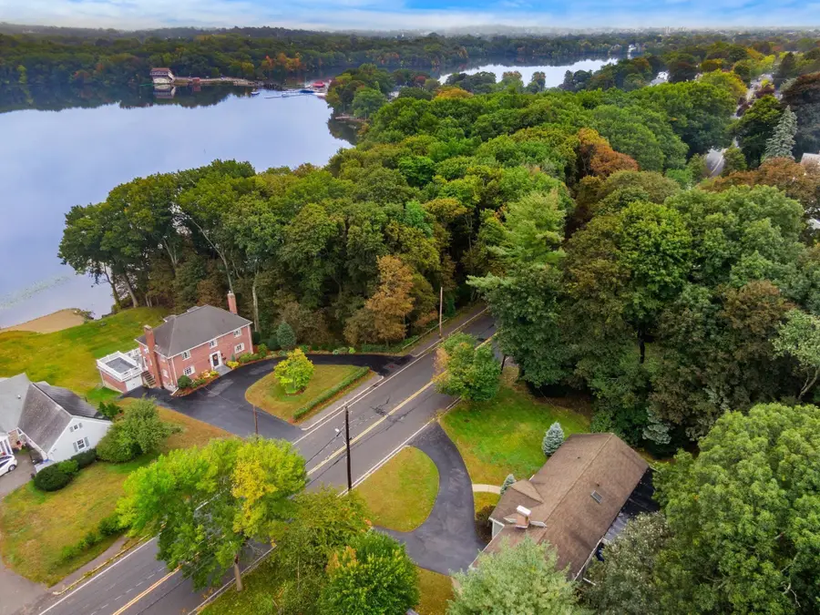 422 Mystic Street, Arlington, MA 02474 - #3