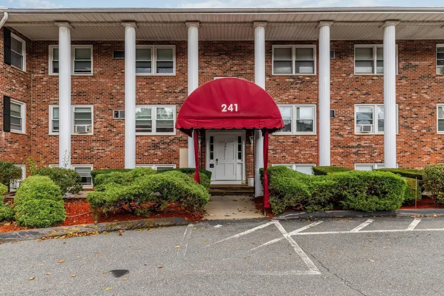 241 Main St #C7, Reading, MA 01867 - #3