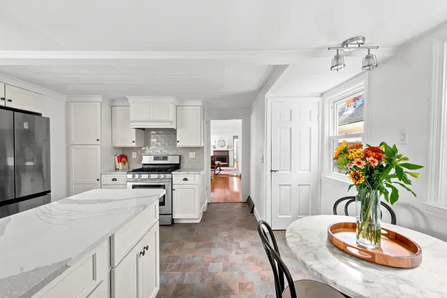 1 Fort Hill #1, Hingham, MA 02043 - #3