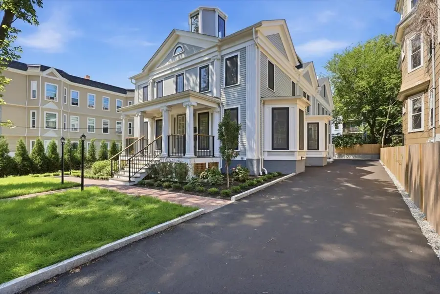 305 Chestnut Ave #4, Boston, MA 02130 - #2