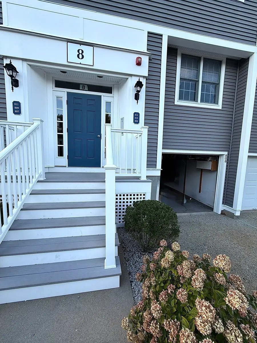 700 Shore Dr #808, Fall River, MA 02721 - #2