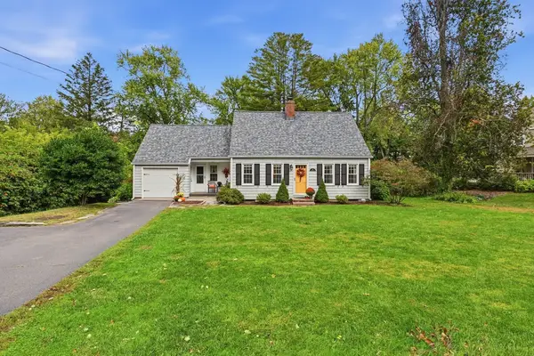 60 Russell Ave, Suffield, MA 01078
