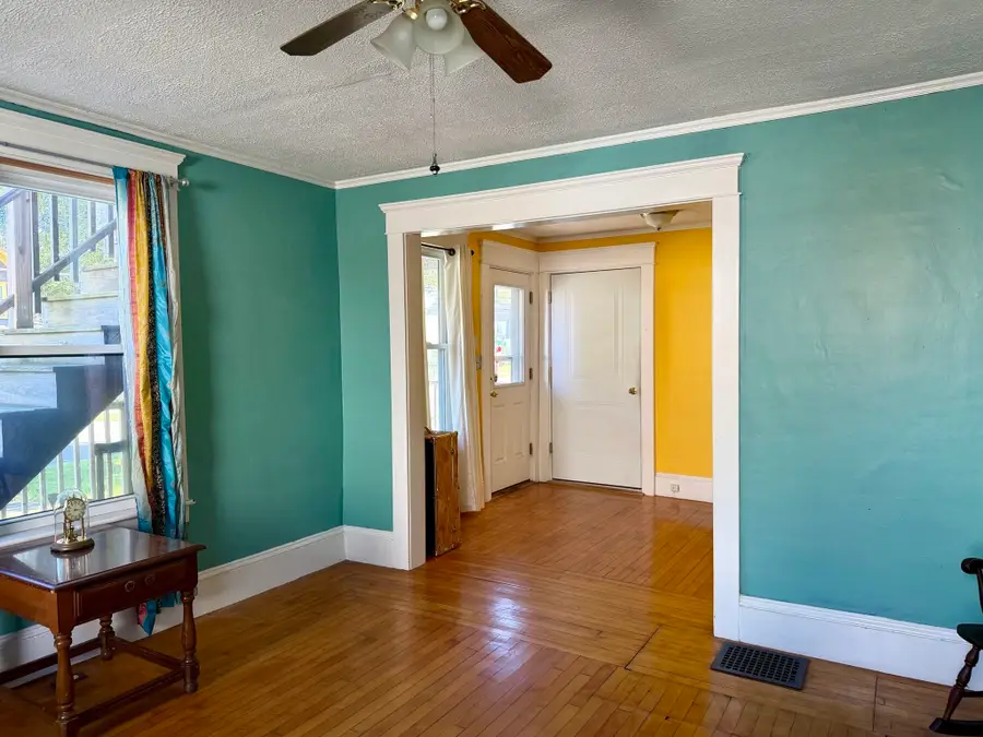 250 Conway Street, Greenfield, MA 01301 - #2