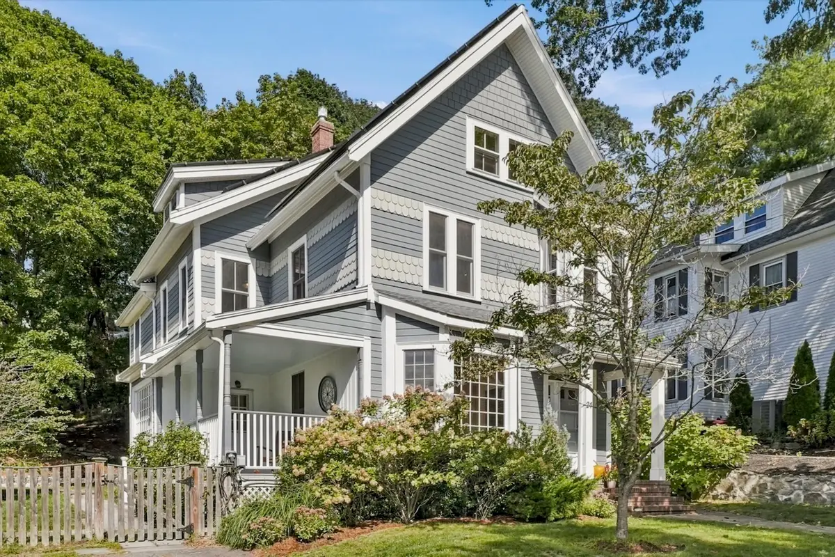 24 Poplar St, Melrose, MA 02176 - #1