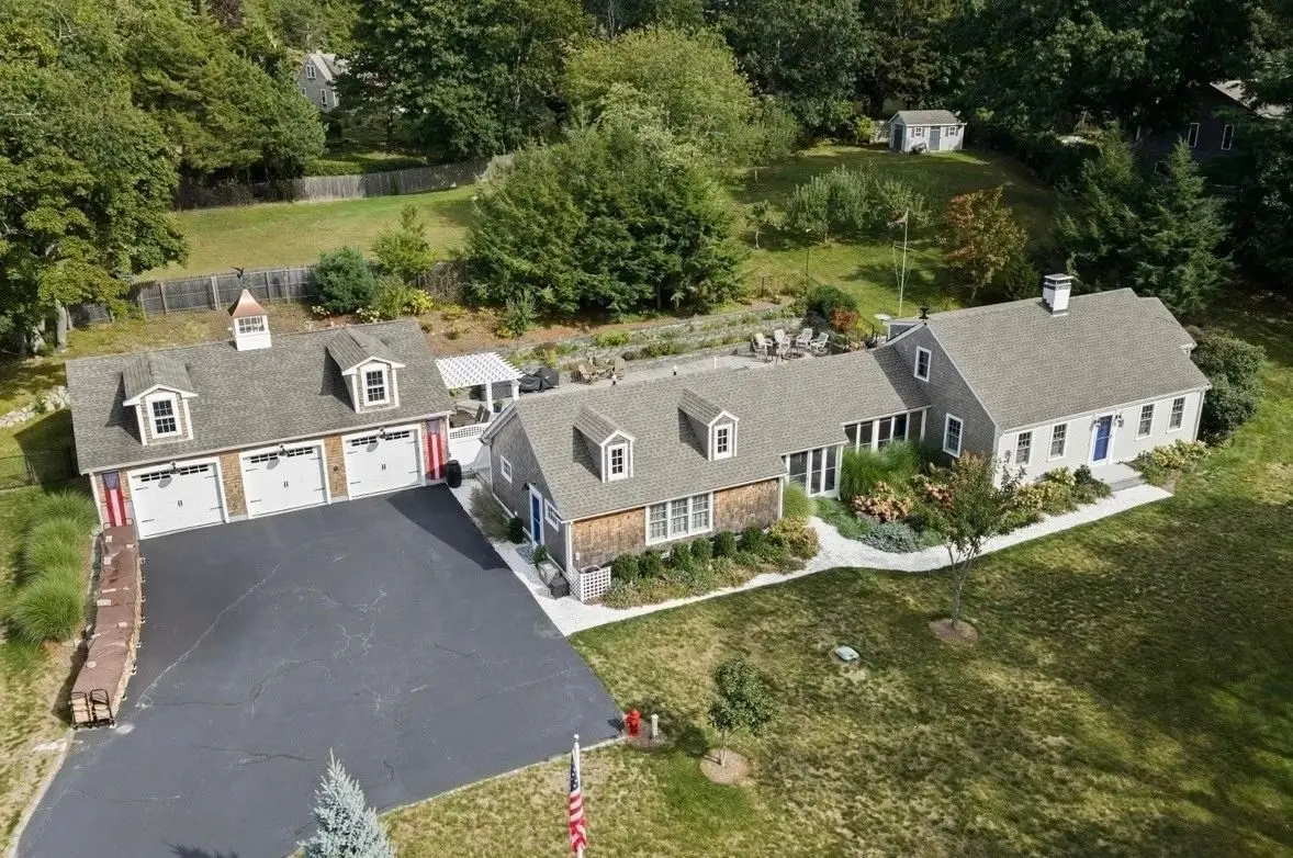 6 Jones River Dr, Kingston, MA 02364 - #1