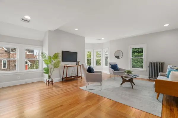 2 Holton St #2B, Medford, MA 02155