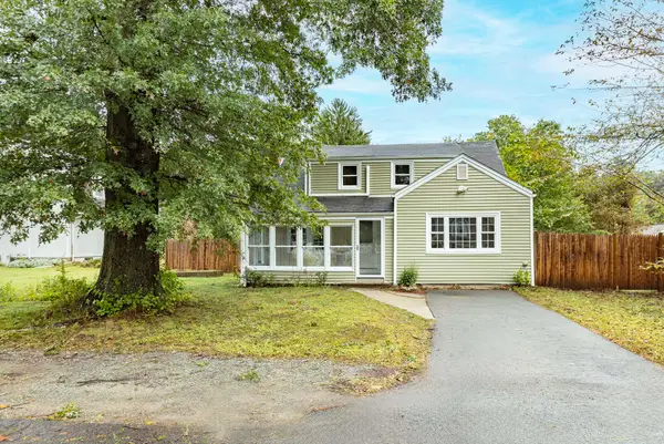 16 Norfolk Place, Sharon, MA 02067