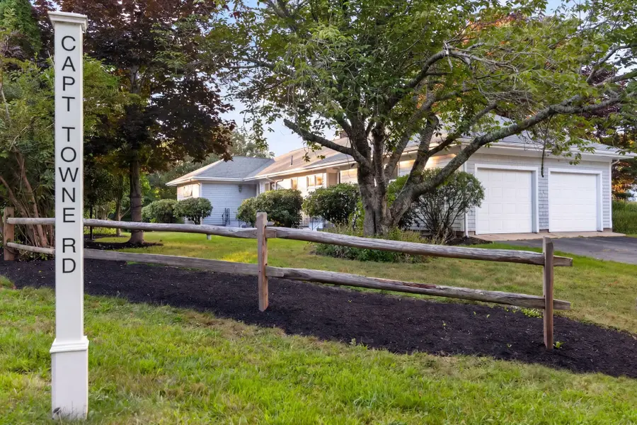 2 Captain Towne Rd, East Sandwich, MA 02537 - #3