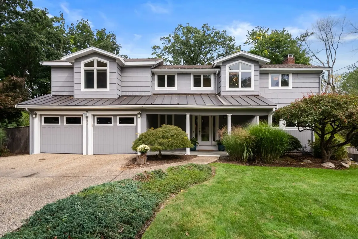 52 Damon Road, Needham, MA 02494 - #1