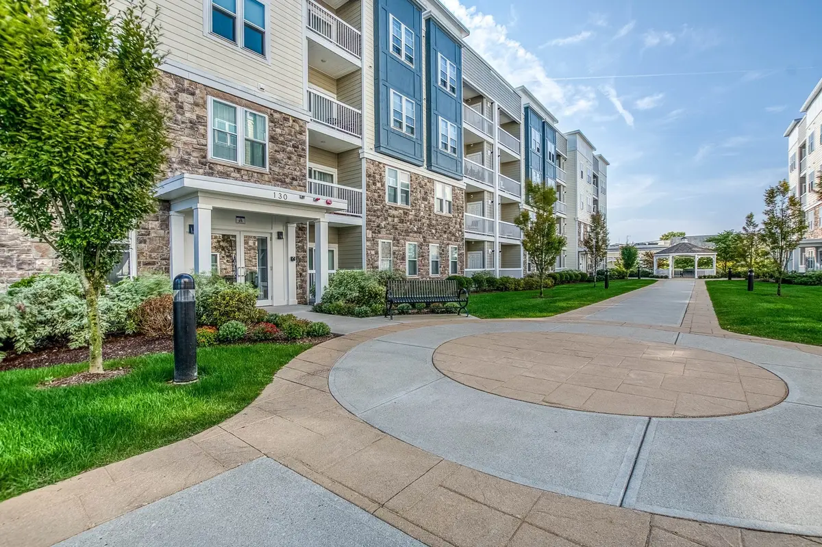 130 University Ave #1201, Westwood, MA 02090 - #1