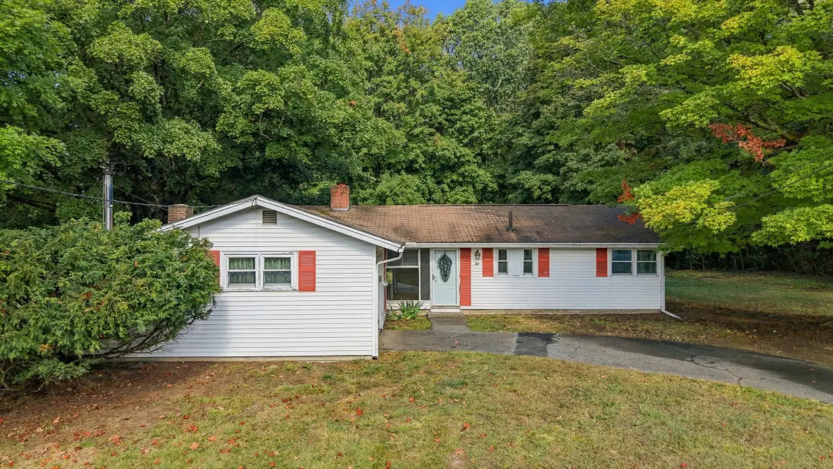 32 Curwen Rd, Peabody, MA 01960 - #1