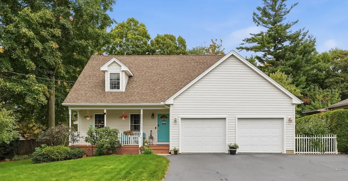 10 John St, East Longmeadow, MA 01028 - #1