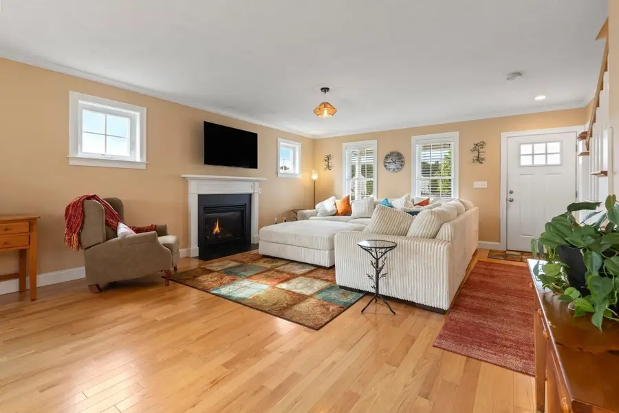 101 Sawmill Ln #101, Hanson, MA 02341 - #3