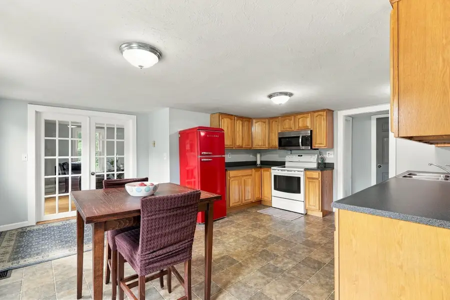 4 Hale St, Winchendon, MA 01475 - #3
