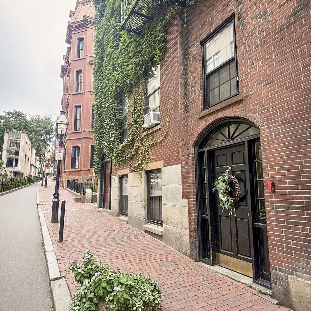 51 Hancock St #3, Boston, MA 02114 - #1