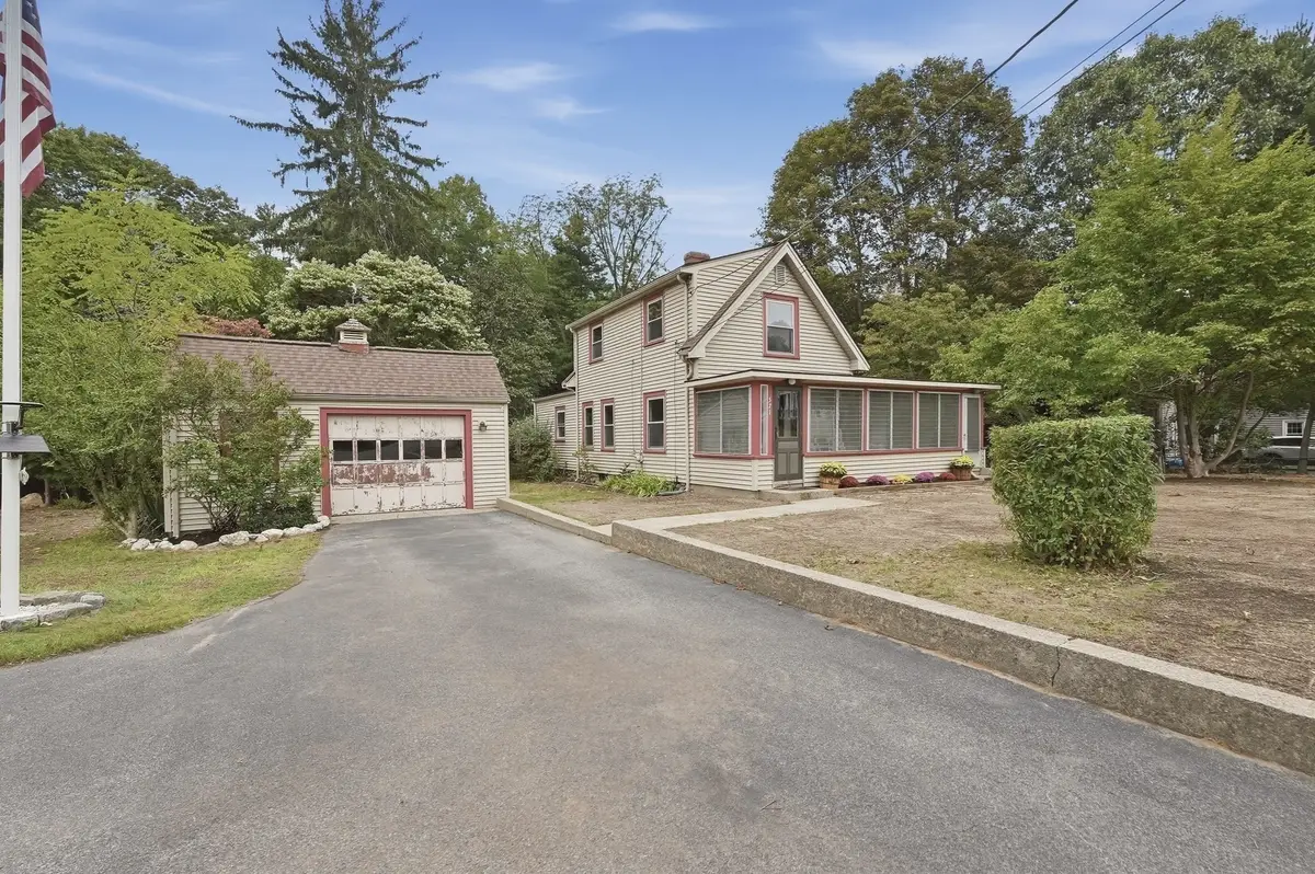 571 State St, Hanson, MA 02341 - #1