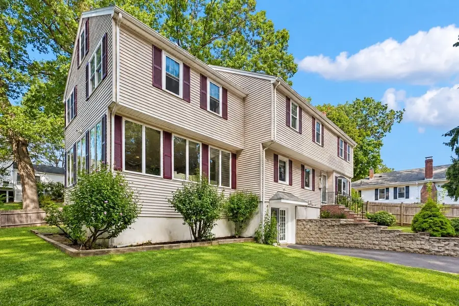 25 Evelyn Pl, Quincy, MA 02171 - #3