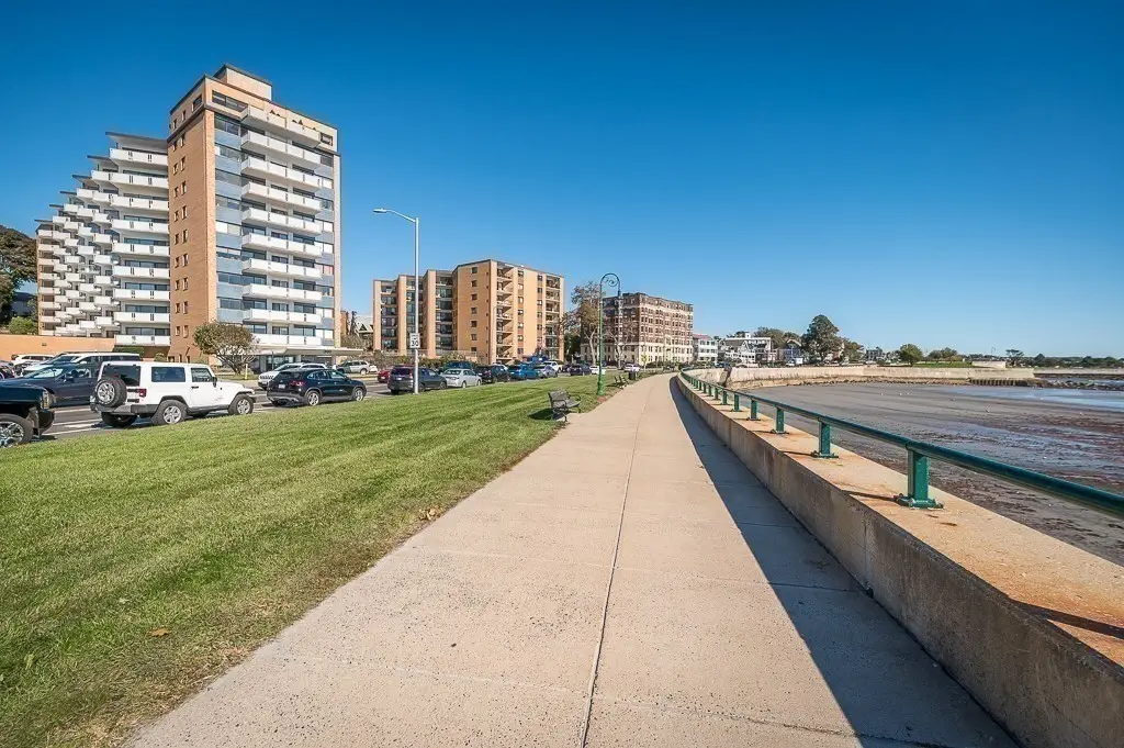 300 Lynn Shore Dr #307, Lynn, MA 01902 - #1