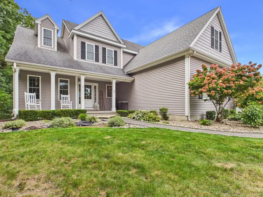 16 Tabor Rd, Uxbridge, MA 01569 - #2