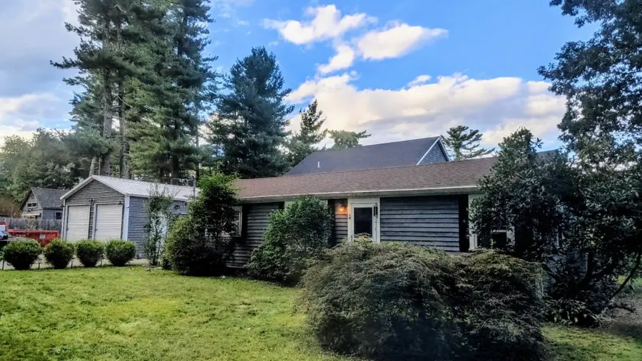 2 Pilgrim Rd, Lakeville, MA 02347 - #2