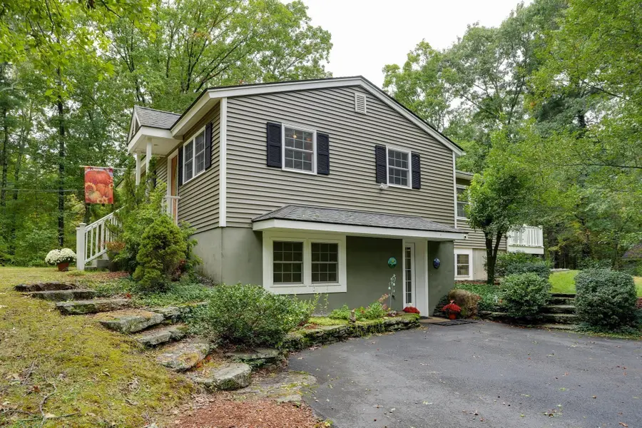 31 Coffee Street, Medway, MA 02053 - #2