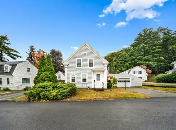 40 Elm Park, Groveland, MA 01834