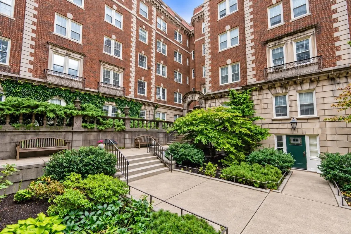 3 Arlington St #35, Cambridge, MA 02140 - #1