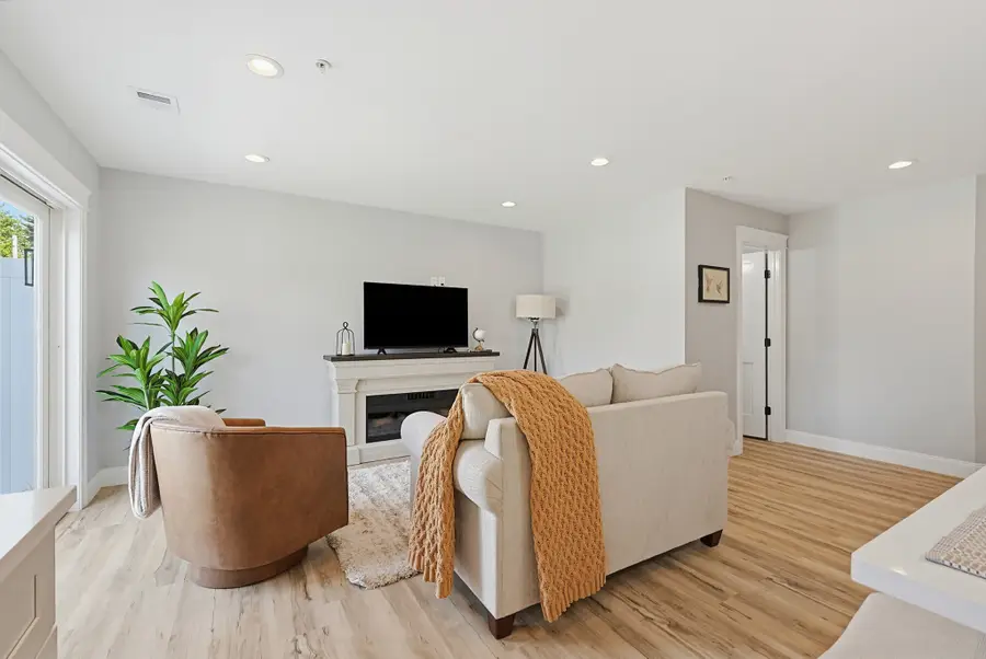 321 Winthrop Street #102, Taunton, MA 02780 - #3