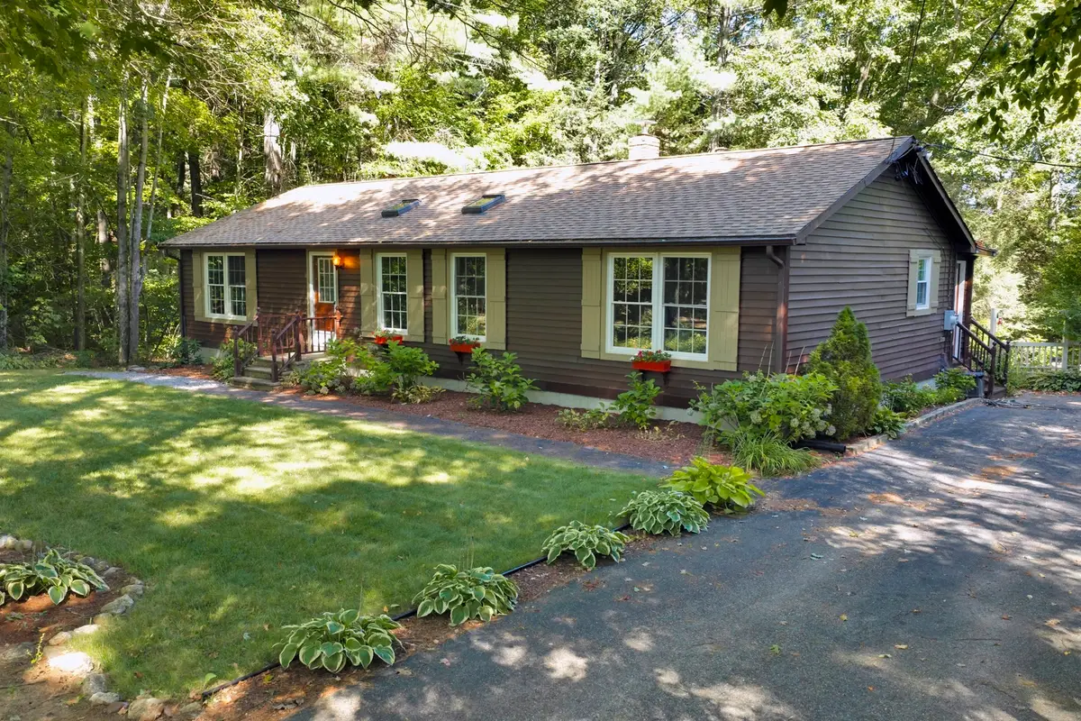 139 Podunk Rd, Sturbridge, MA 01566 - #1