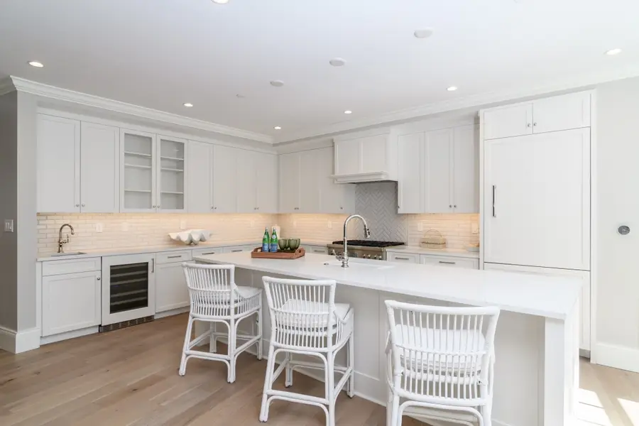 124 Elm Street #202, Cohasset, MA 02025 - #2
