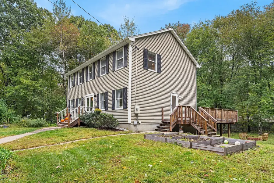 676 West St, Uxbridge, MA 01569 - #2