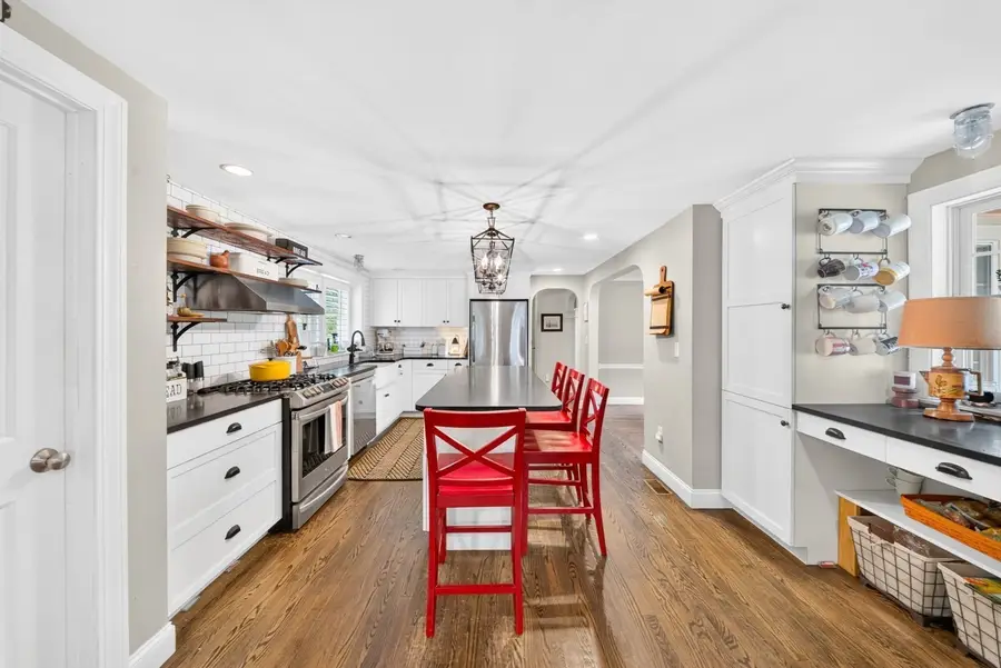 118 Pine Ridge Rd, Reading, MA 01867 - #3