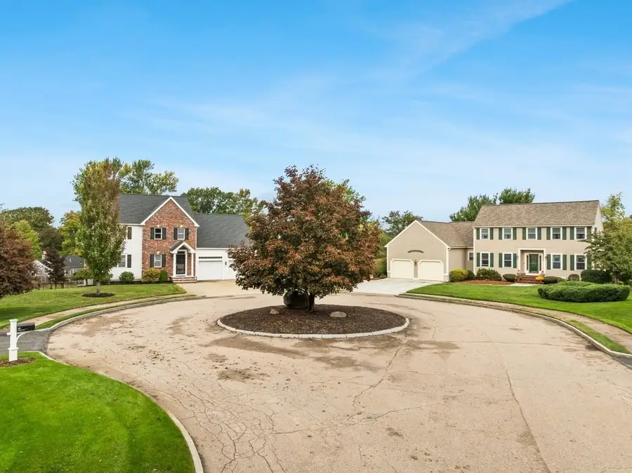 20 Harvest Ln, Braintree, MA 02184 - #2